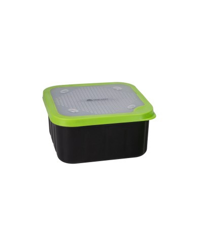 Pudełko MIKADO z sitkiem i pokrywką do pelletu - 1L Pudełko MIKADO z sitkiem i pokrywką do pelletu - 1L