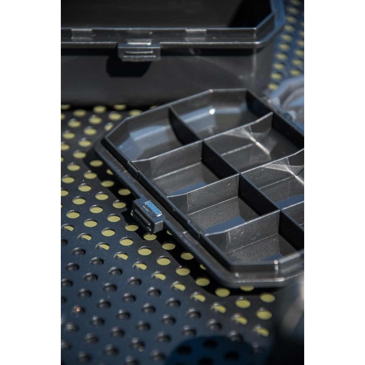 Pudełko MATRIX 8 Compartment Shallow Accessory Box