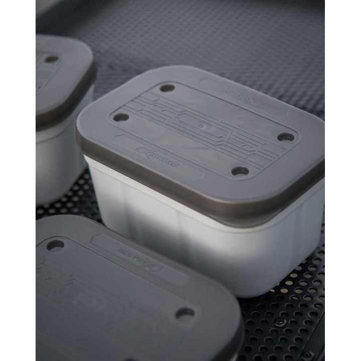 Pudełko na przynęty MATRIX Air Lock Bait Tub 1.13L / 2.0 Pint
