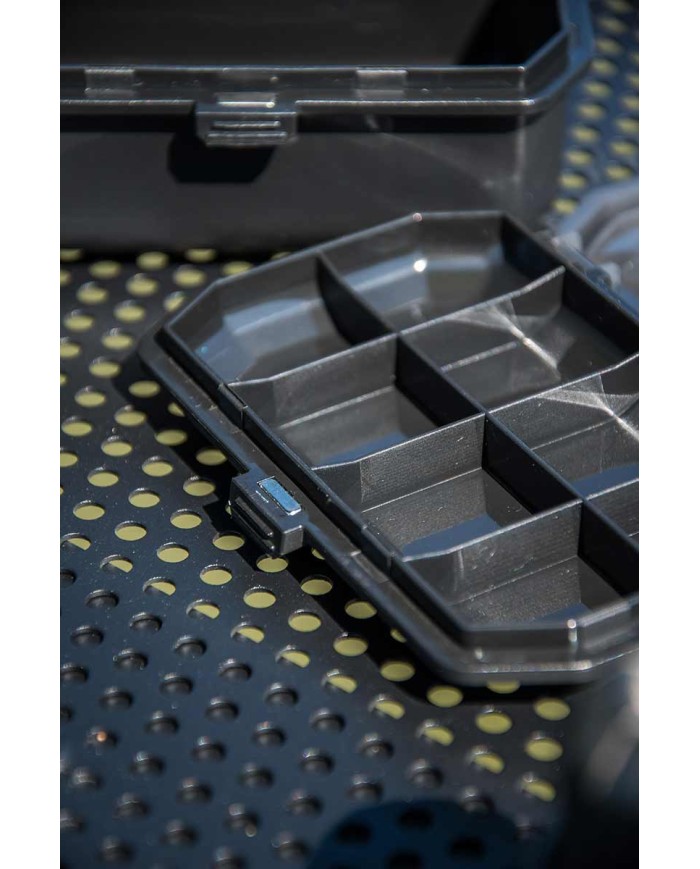 Pudełko MATRIX 8 Compartment Shallow Accessory Box