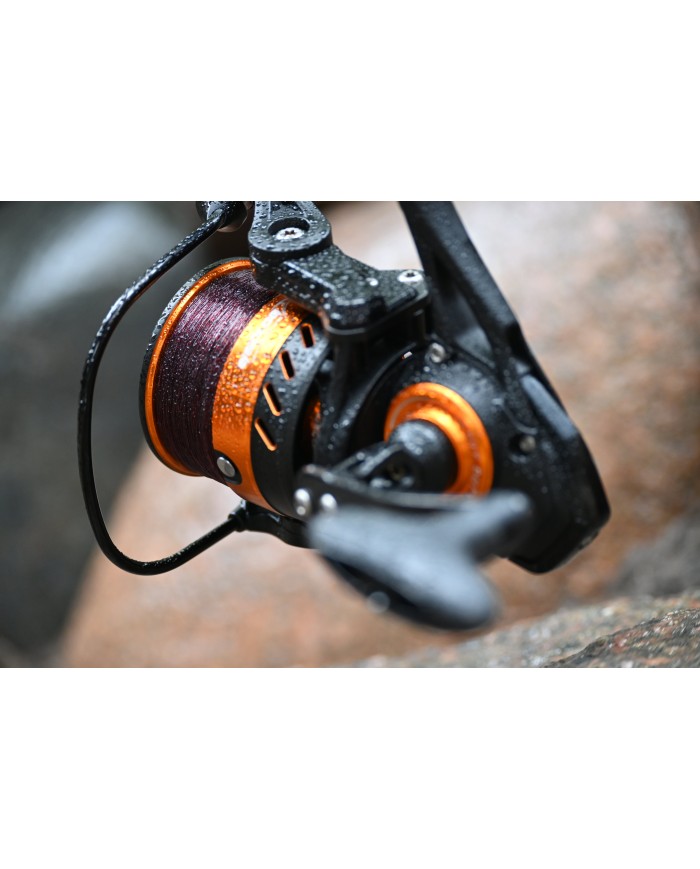 Kołowrotek GENLOG Dedicate Feeder Master 2000