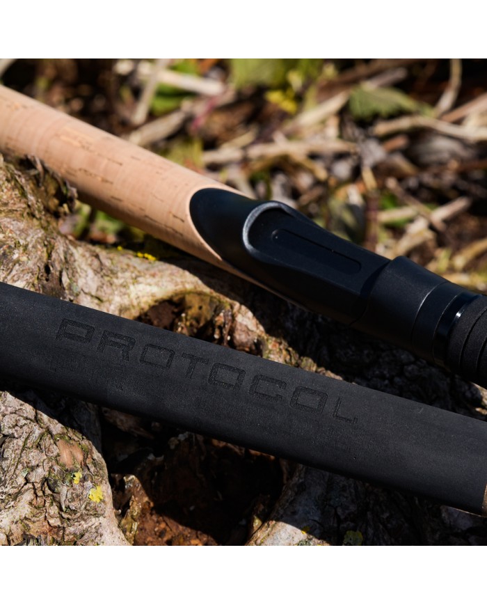 Zestaw CRESTA Protocol Medium Heavy Feeder 3.60m 30-60g + Protocol 5000S