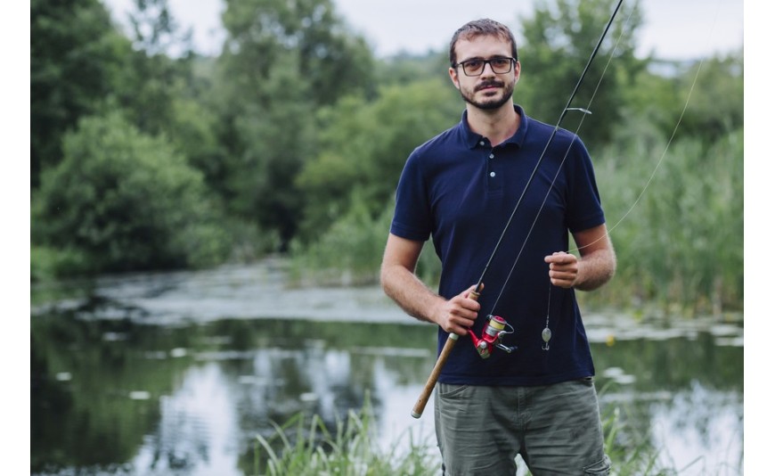 Wędka dla początkującego wędkarza - jak wybrać odpowiedni sprzęt?